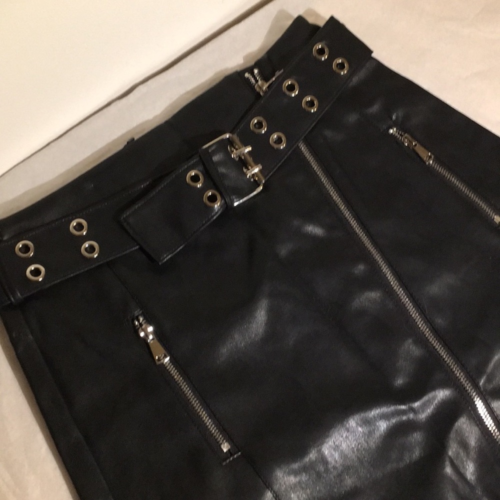Host Pick Zara Black Vegan Leather Mini Skirt M - Picture 6 of 8